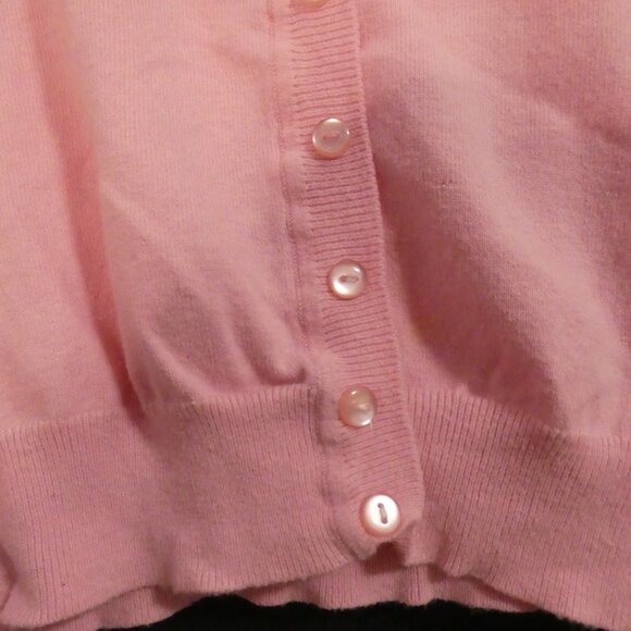 Unbranded | P2P 16 inches | Pink Cropped Button Up Cardigan | Scoop Neck - Picture 8 of 14